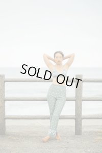 フラワーバンダナフレアレギンス