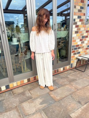 画像15: 【20％OFF】カットワークレースオフショルトップス