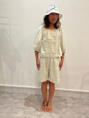 画像14: 【20％OFF】カットワークレースオフショルトップス