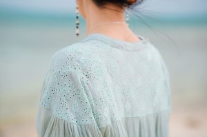 画像4: 【20％OFF】カットワークロングブラウス