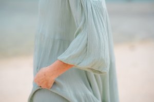 画像5: 【20％OFF】カットワークロングブラウス