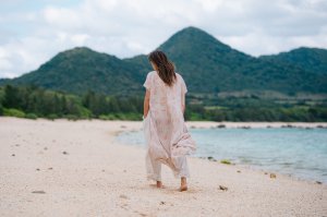 画像2: 【20％OFF】デイゴプリントワンピース