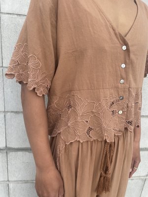 画像2: 【2026春夏予約商品】カットワーク半袖トップス