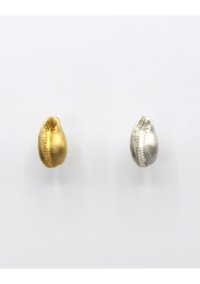 bisho ピアス06 タカラガイ　SILVER