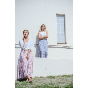 画像: 【50%OFF】レトロプリントロングスカート