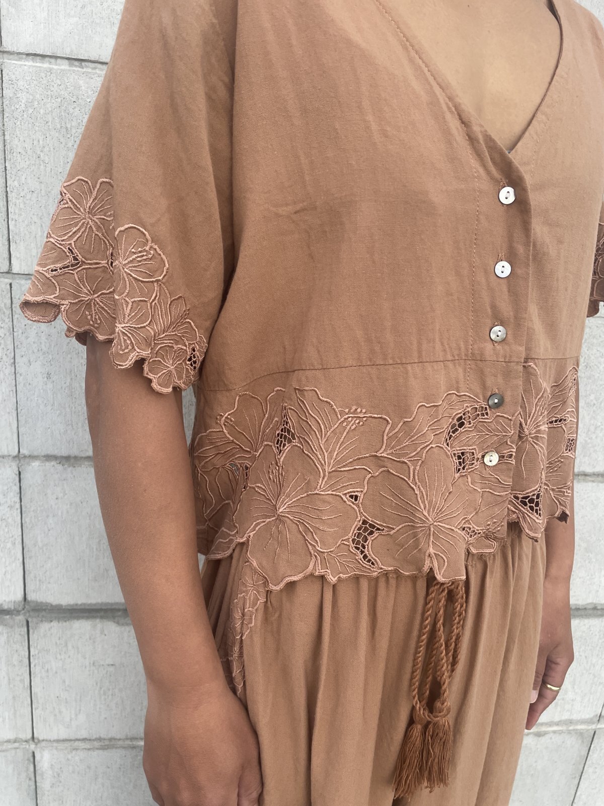 画像2: 【2026春夏予約商品】カットワーク半袖トップス